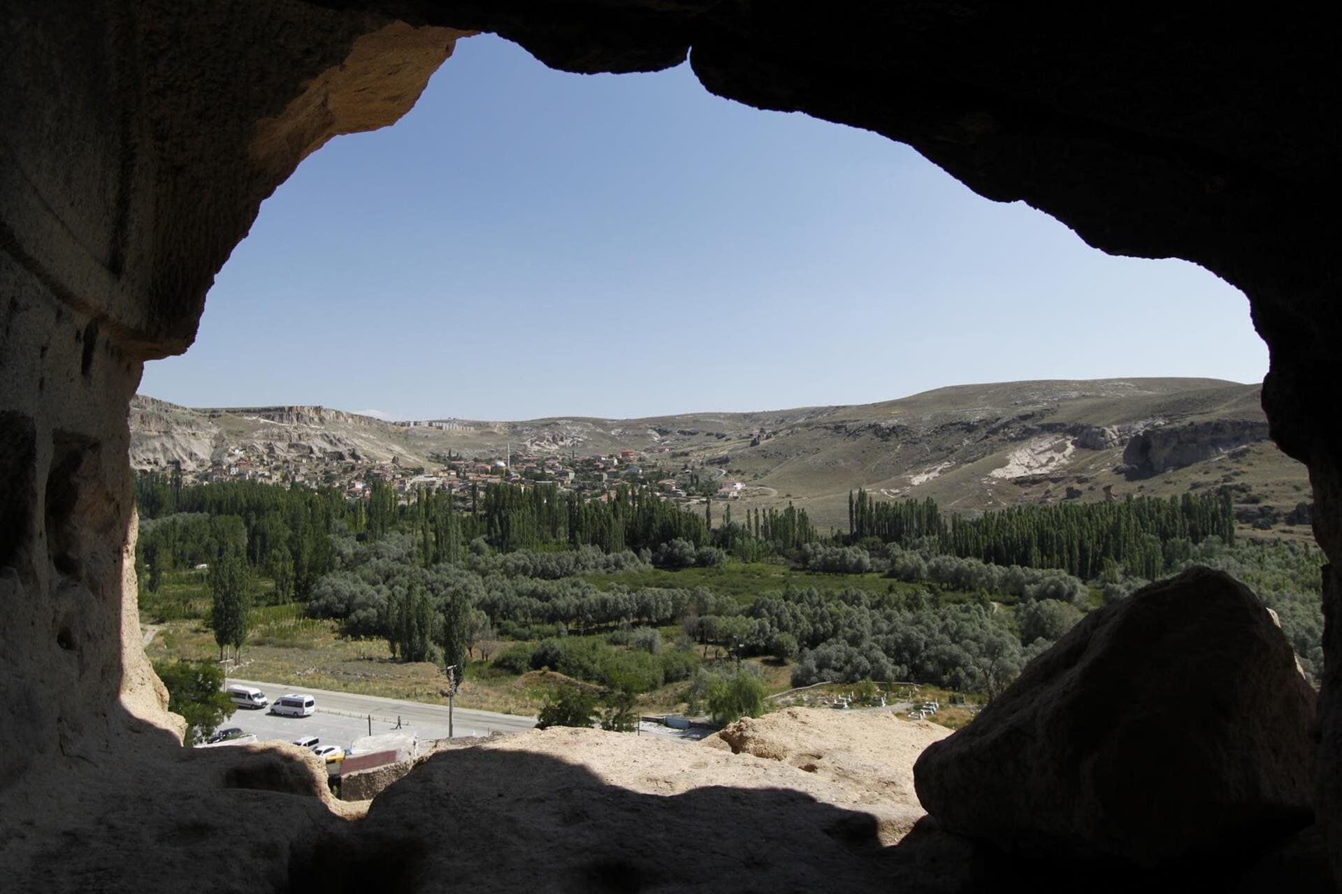 Kırmızı Tur Görsel 2